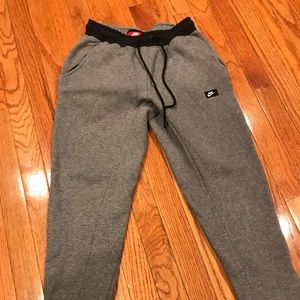 Nike men’s sweatpants
